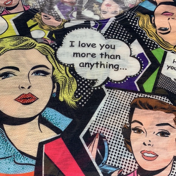 Oversized Embellished Pop Culture Crop Top Medium - Picture 5 of 6
